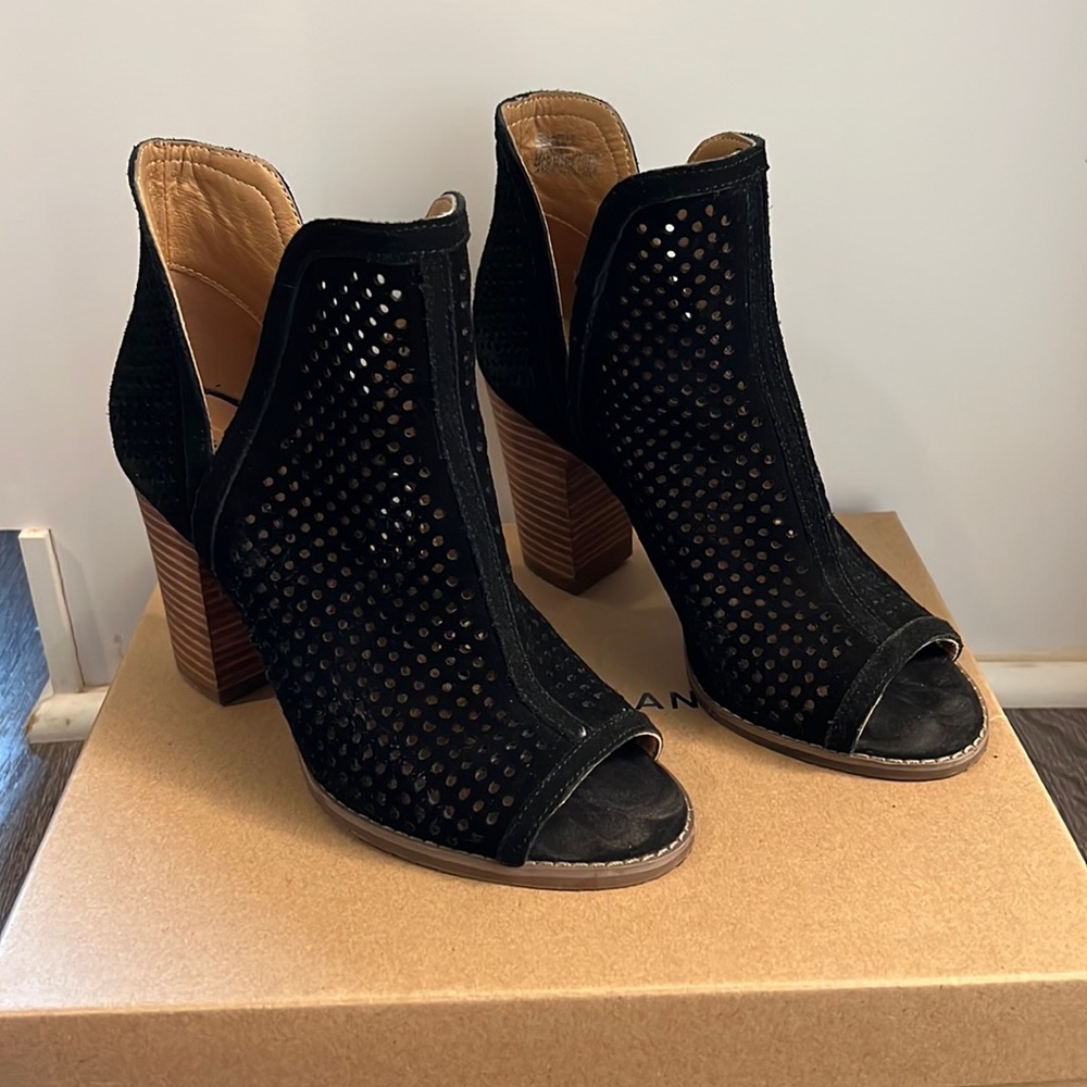 Lucky Brand booties